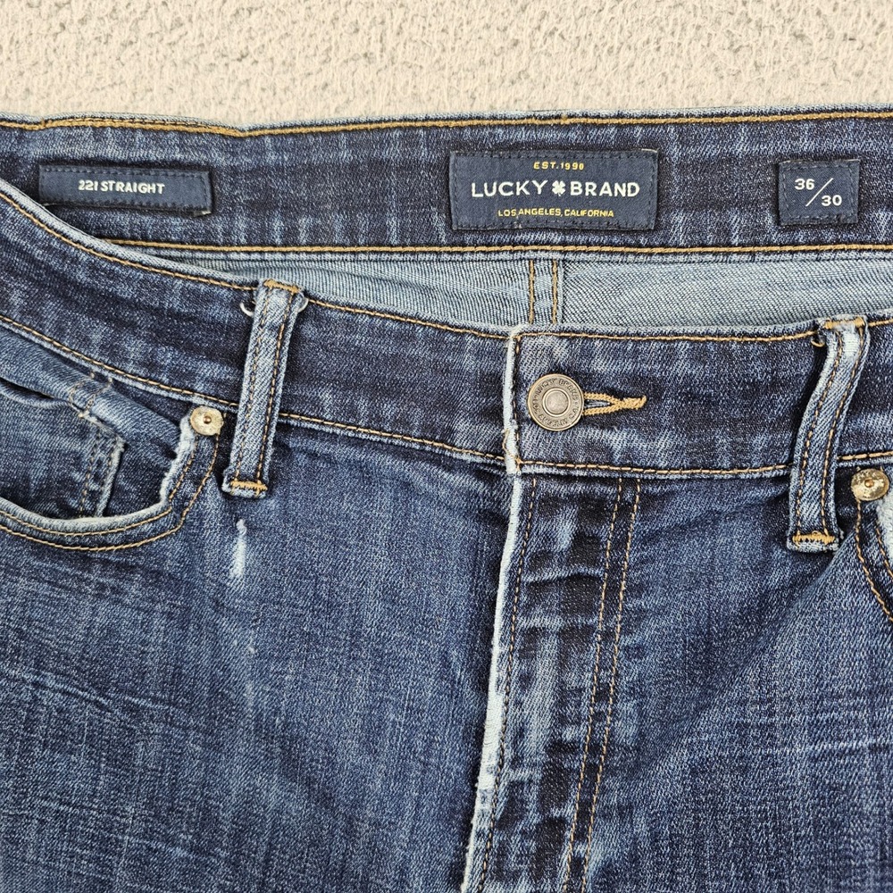 Lucky Brand 221 Straight Jeans Mens 35/30 Dark Wash Coolmax Stretch Denim - Picture 4 of 9